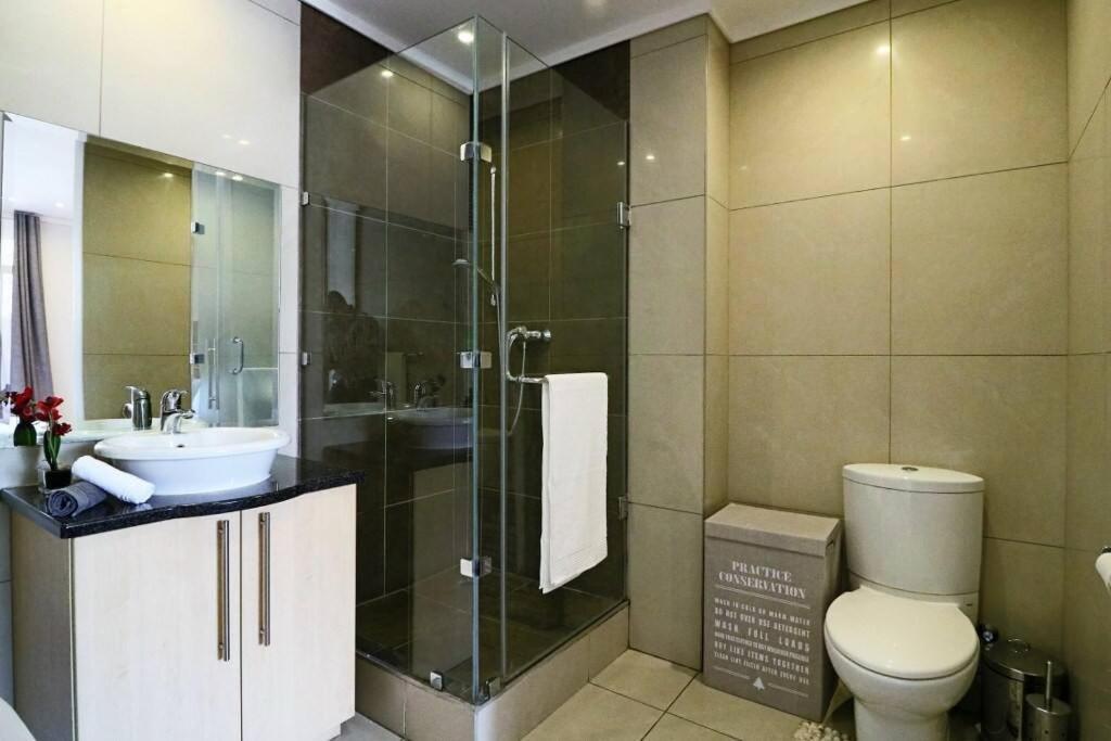 Upmarket Sandton Hydro Park Apartments Johannesbourg Extérieur photo