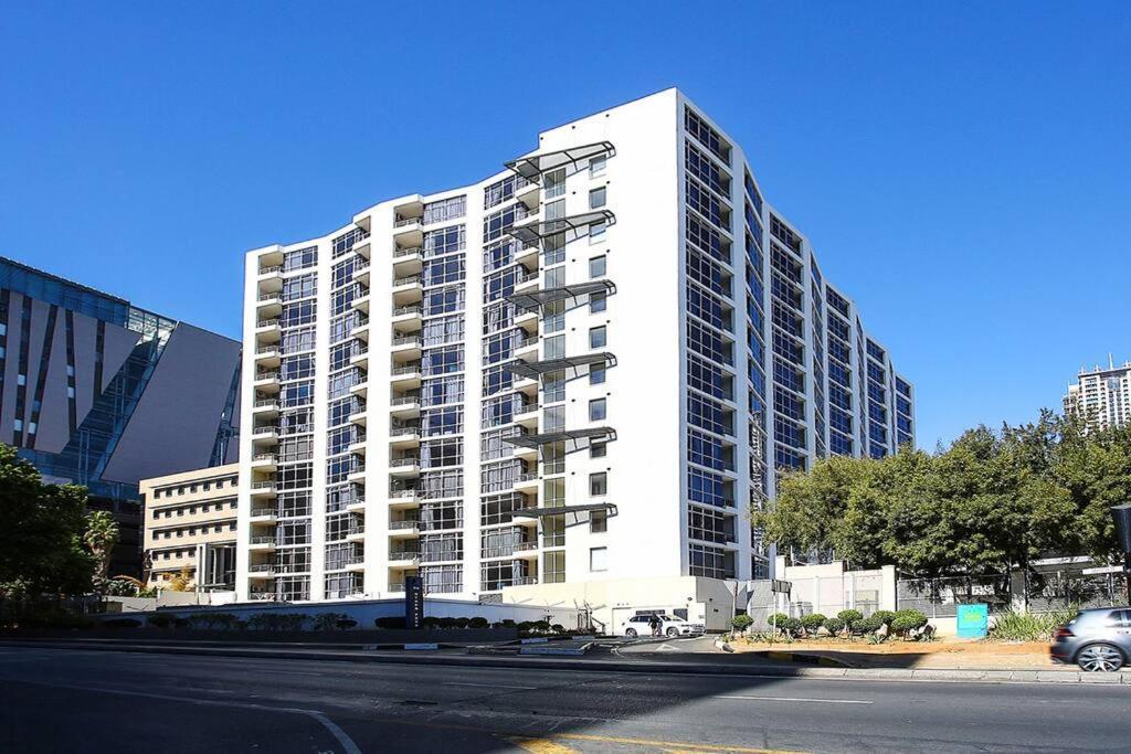Upmarket Sandton Hydro Park Apartments Johannesbourg Extérieur photo